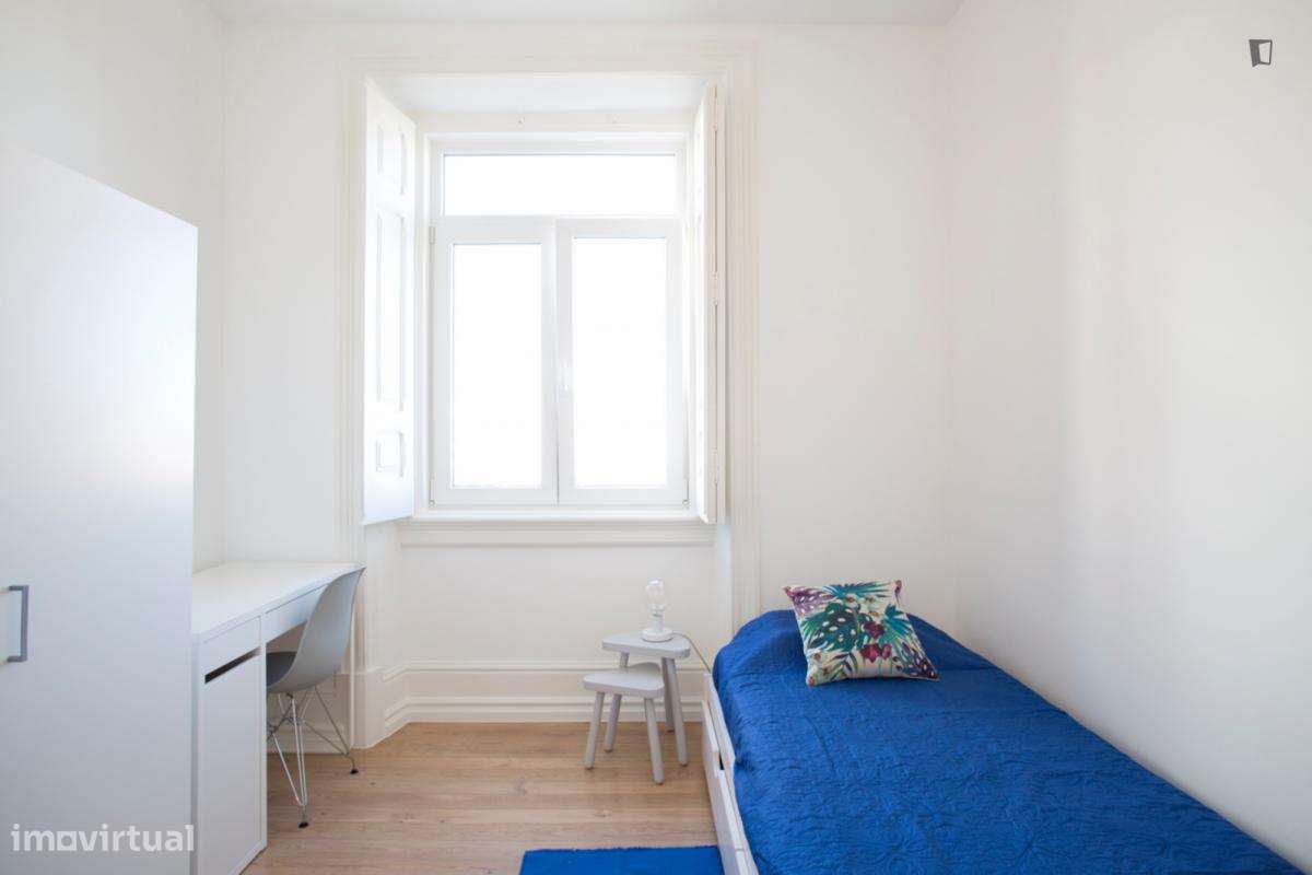 Quarto - localizado em Arroios Lisbon - Grande imagem: 5/7