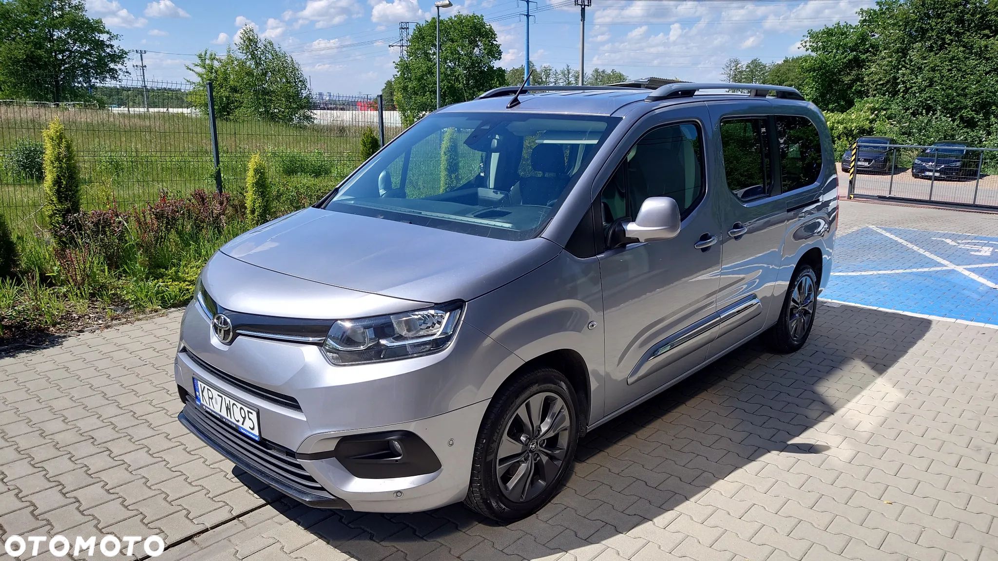 Toyota Proace City Verso Long 1.5 D-4D Family - 1