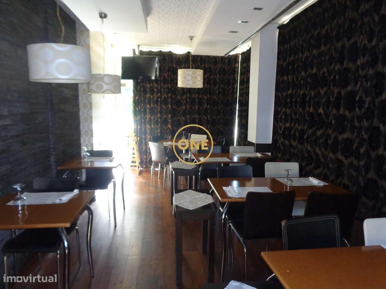 Restaurante/ pastelaria - Grande imagem: 2/20