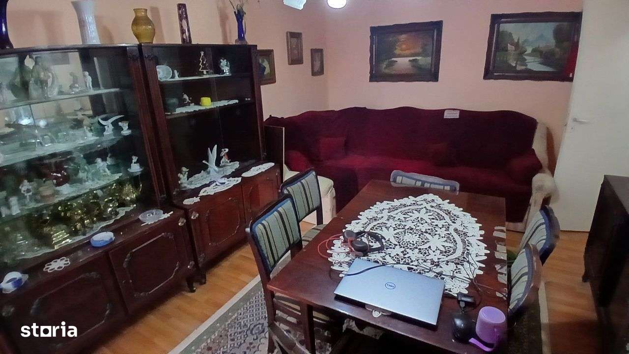 Comision 0 - Apartament cu 4 camere, etaj intermediar, in Pipirig-5