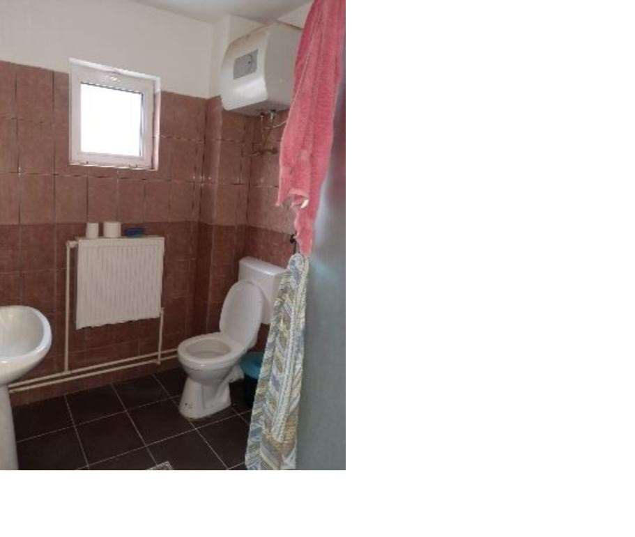 Casa 4 Camere,Gruiu,2012,teren 885mp,2 bai,terasa,toate utilitatile-2