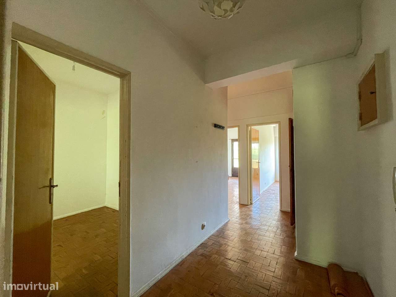 Prédio - 8 T2 + Sótão - Póvoa de Santa Iria-20