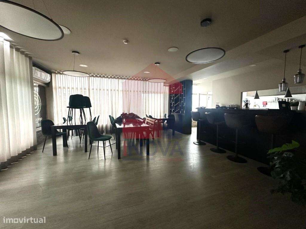 Restaurante, Vila Verde - Grande imagem: 1/25