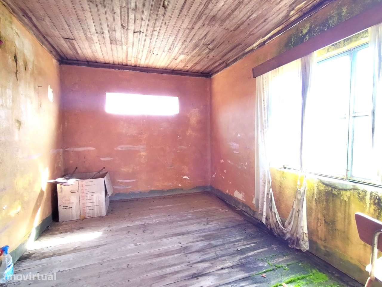 Moradia T2 / Vila Facaia / Pedrógão Grande / Leiria - Grande imagem: 5/9