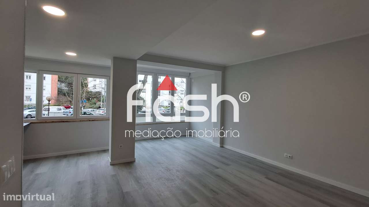 T2 Remodelado com elevador e arrecadação na Figueirinha-Oeiras-7