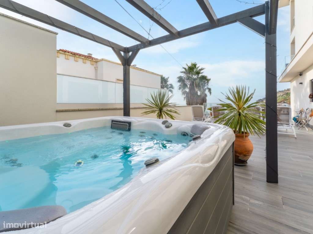 Apartamento T4 com Vista Mar, Terraço e Garagem na Nazaré-20