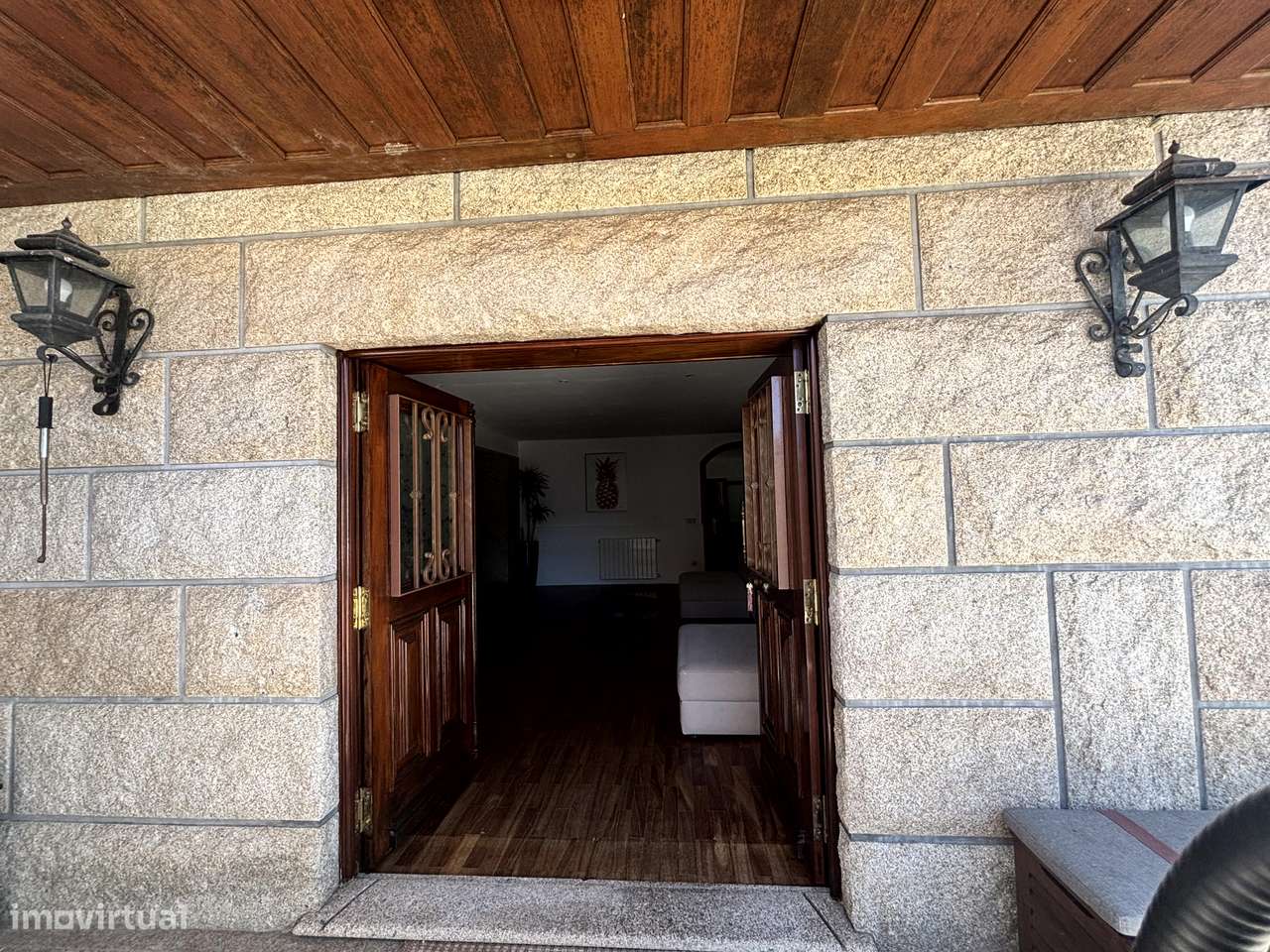 Belíssima Quinta T5 com produção ativa de Vinhas-9