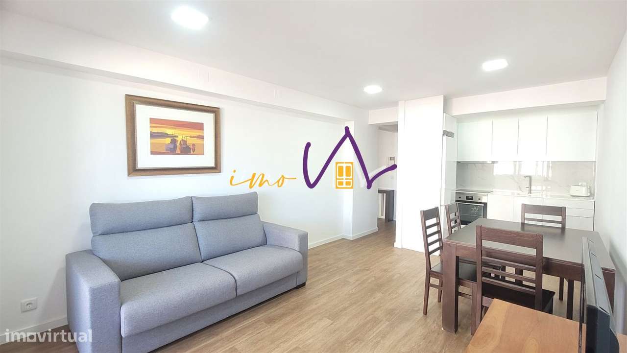 Apartamento T1, primeira linha, vistas de mar-8