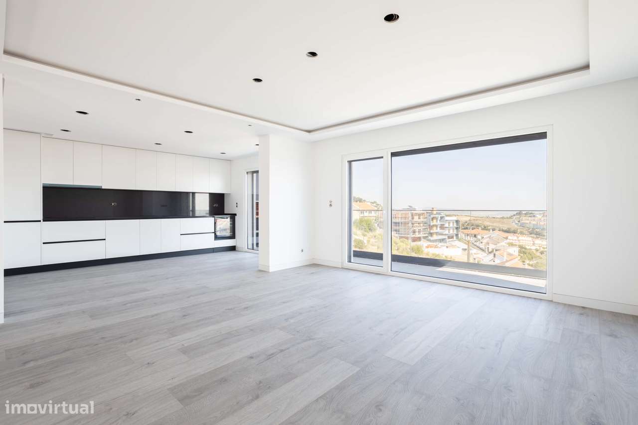 Luxuosa Moradia Isolada com Vista Panorâmica sobre Lisboa e Rooftop Pr - Grande imagem: 4/46