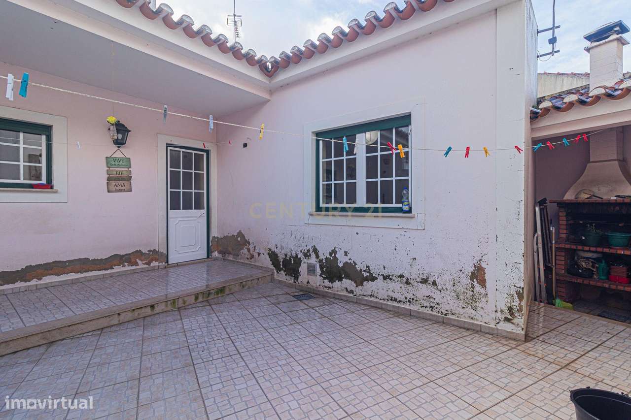 Casa T3 em Santa Maria, Torres Vedras - Oportunidade Única!-35