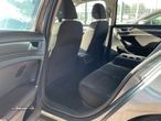 VW Golf Variant 1.6 TDi Confortline - 8