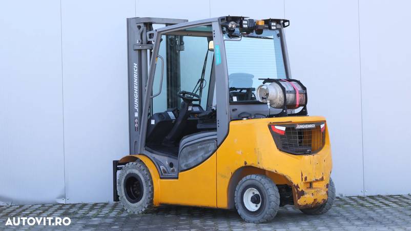 Jungheinrich TFG 430s - 3