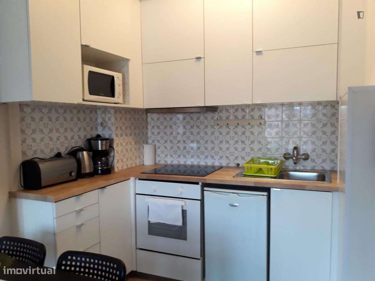 Apartamento com 1 quartos - localizado em Sé Porto - Grande imagem: 5/10