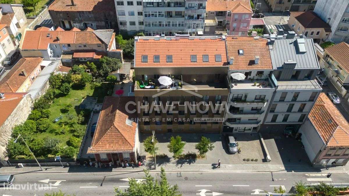 Apartamento T2 de construção recente junto ao El Corte Inglés - Gaia-22