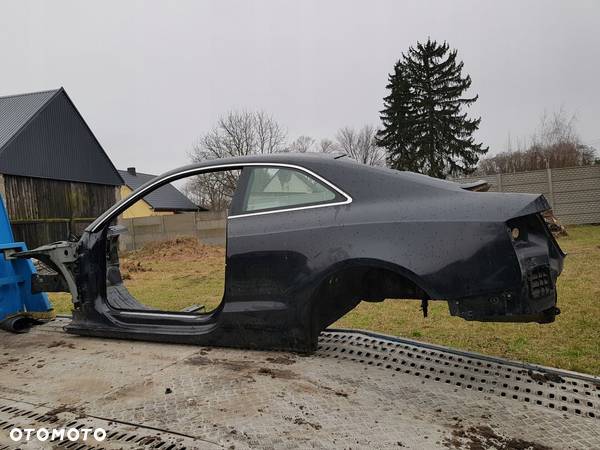 próg słupek Błotnik lewy Audi A5 coupe - 2