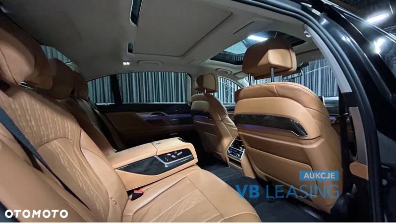 BMW Seria 7 750Li xDrive - 8