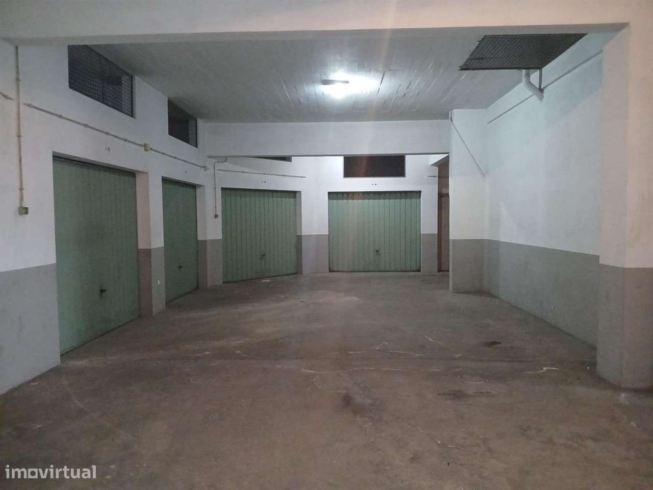 Garagem - Grande imagem: 3/4