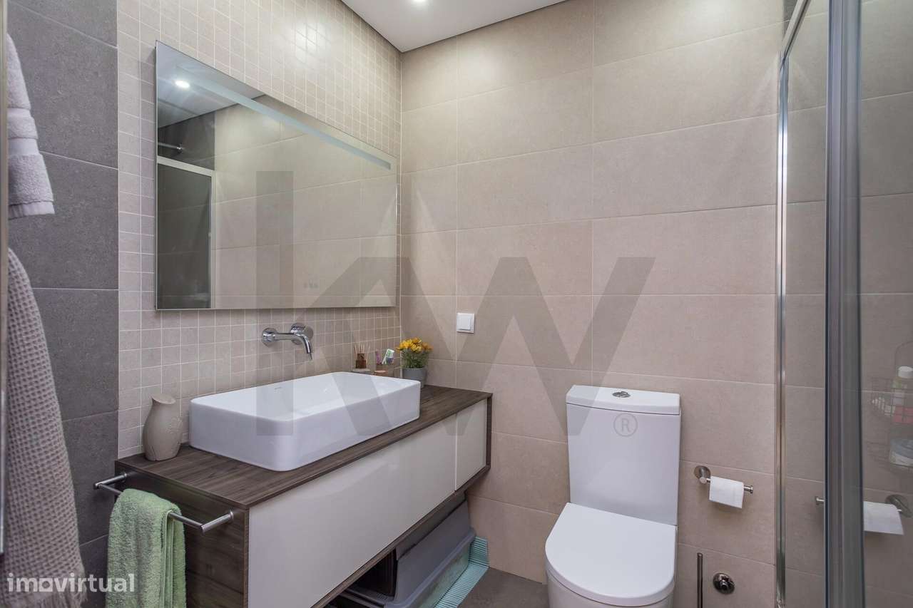 Apartamento T2 em Carnaxide - ONDE A PERSONALIDADE E O REQUINTE SE SEN-14