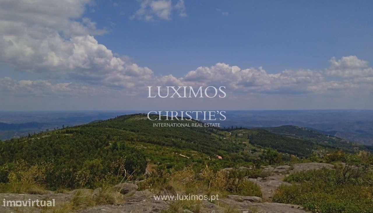Terreno com ruína, para venda, em Monchique, Algarve - Grande imagem: 4/17