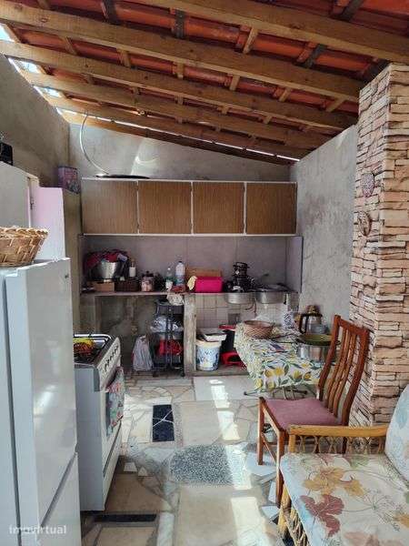 Anexo  a 5  minutos de Santarém