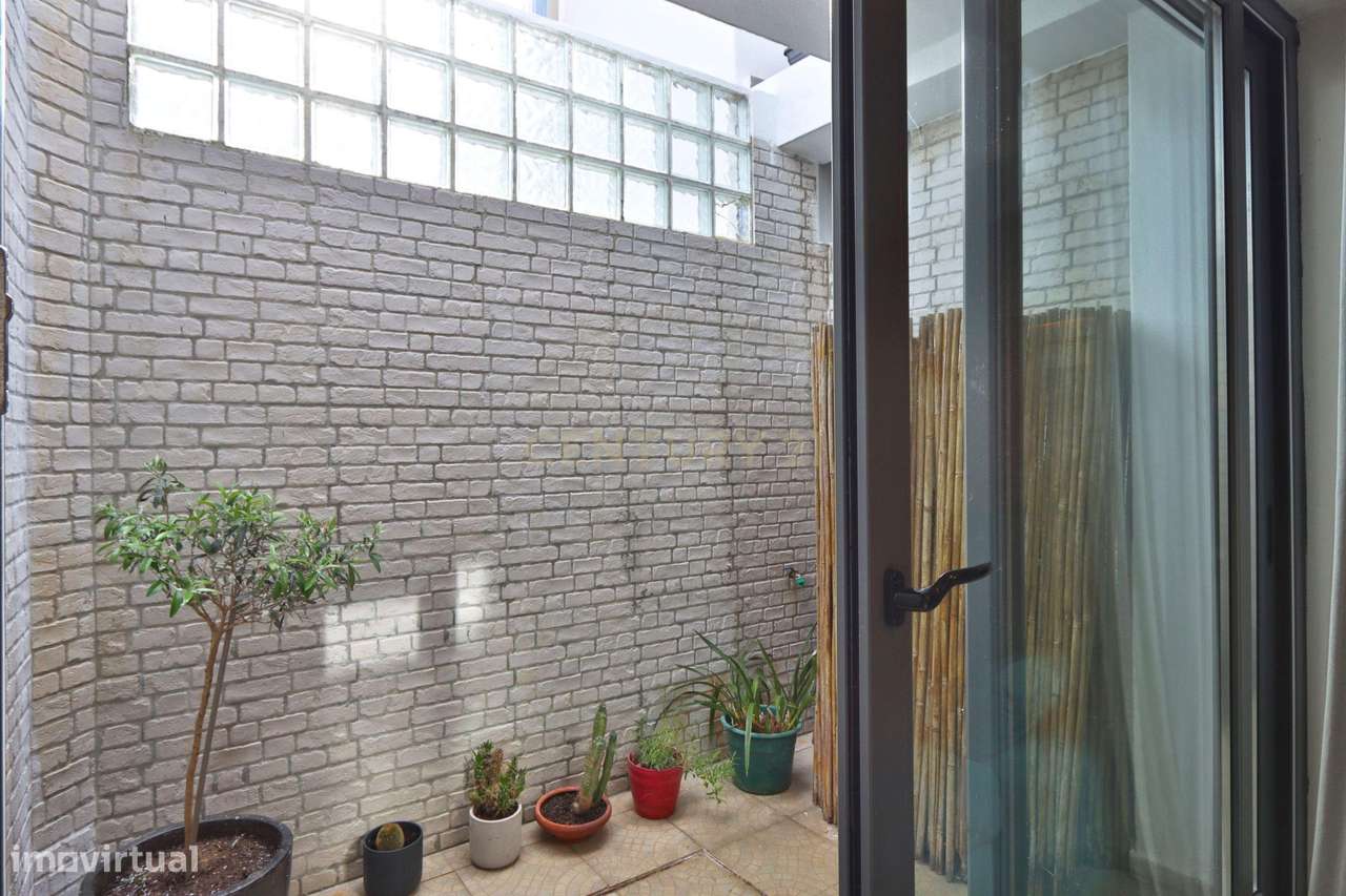 Moradia T1+1 remodelada - Aldeia de Dona Maria -  Almargem do Bispo - Grande imagem: 4/23