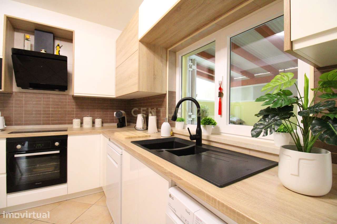 Moradia, Fernão Ferro, Seixal, com 3 Quartos - Grande imagem: 5/54