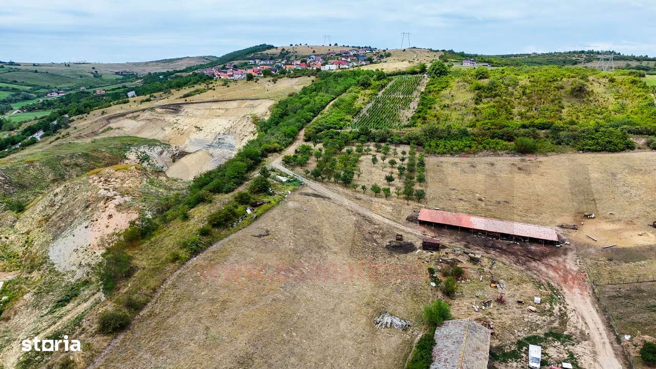 Teren de 2000 mp, deschidere la 2 strazi, Sura Mare |SkyVideo - Imagine principală: 4/7