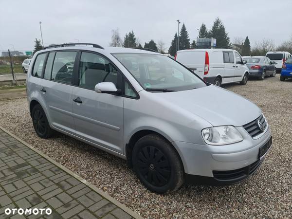 Volkswagen Touran 1.6 Basis - 3