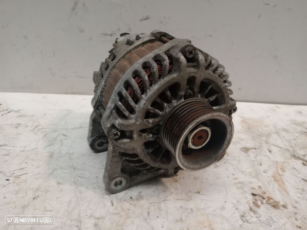 Alternador Nissan Juke (F15) - 4