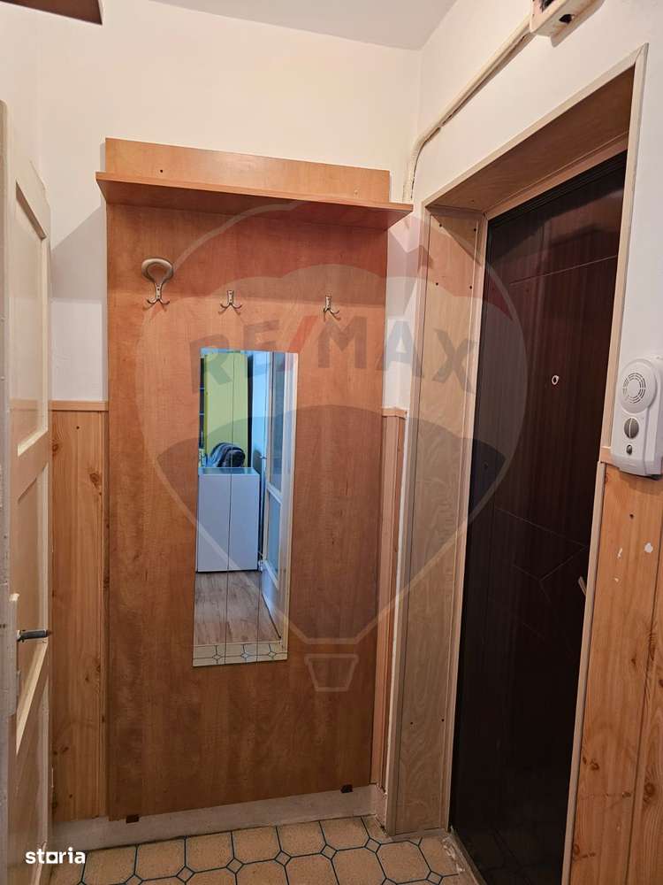 Garsoniera -Versatilitate Excelenta pe Calea Bucuresti, Brasov-8
