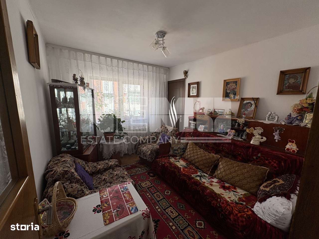 | - Imagine principală: 4/6