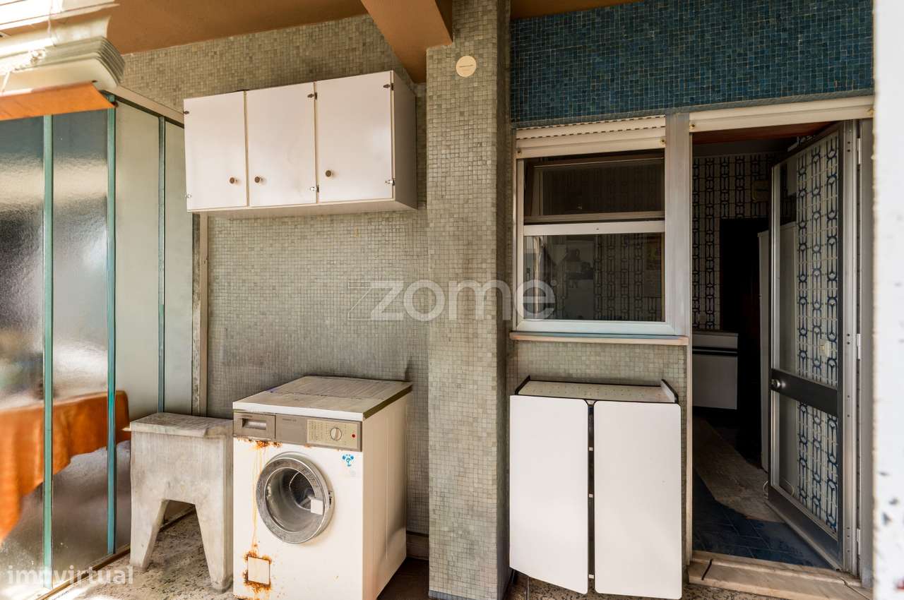 T4 no Restelo c/ box e vista rio Tejo - Grande imagem: 5/30