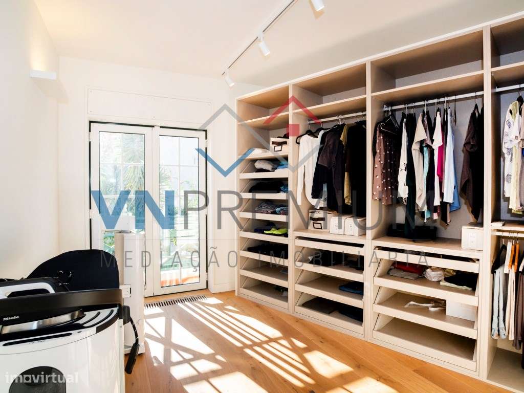 Belíssimo apartamento totalmente remodelado com materiais topo de gama-39