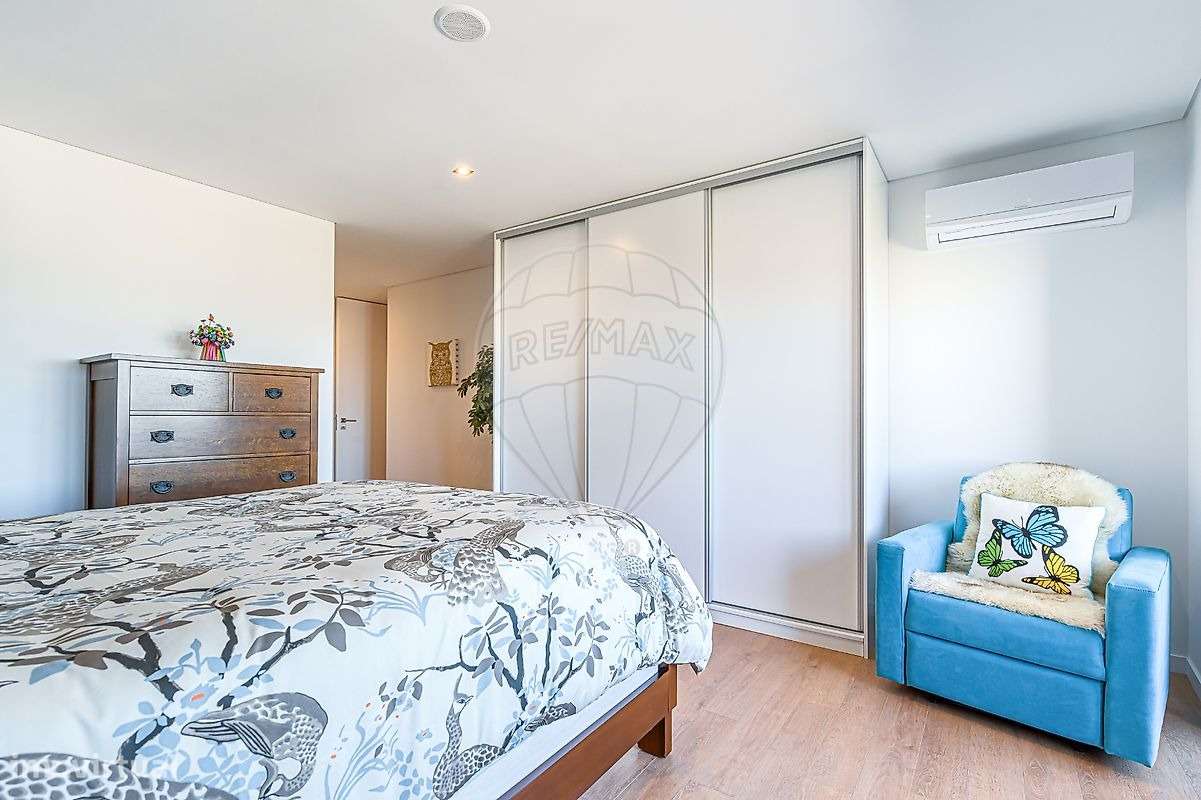 Apartamento T5 de Luxo Penthouse com terraço-16