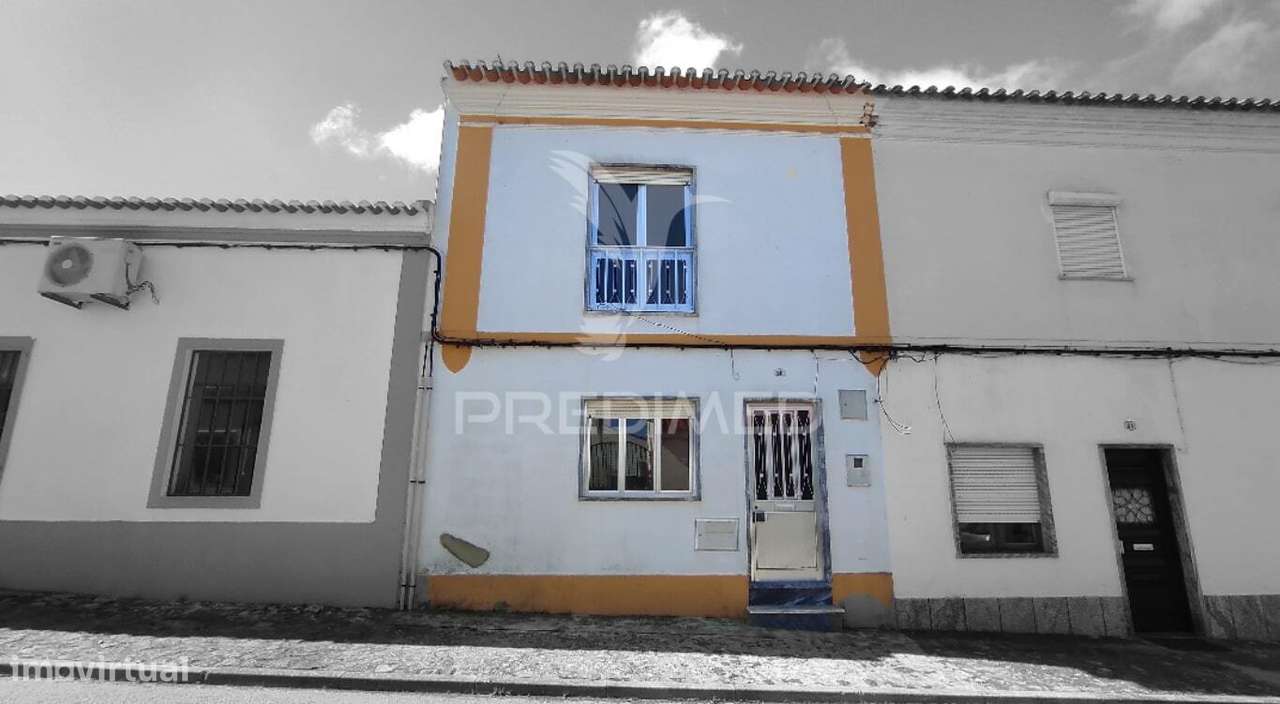 Moradia T4 de 2 pisos com garagem - Grande imagem: 2/30