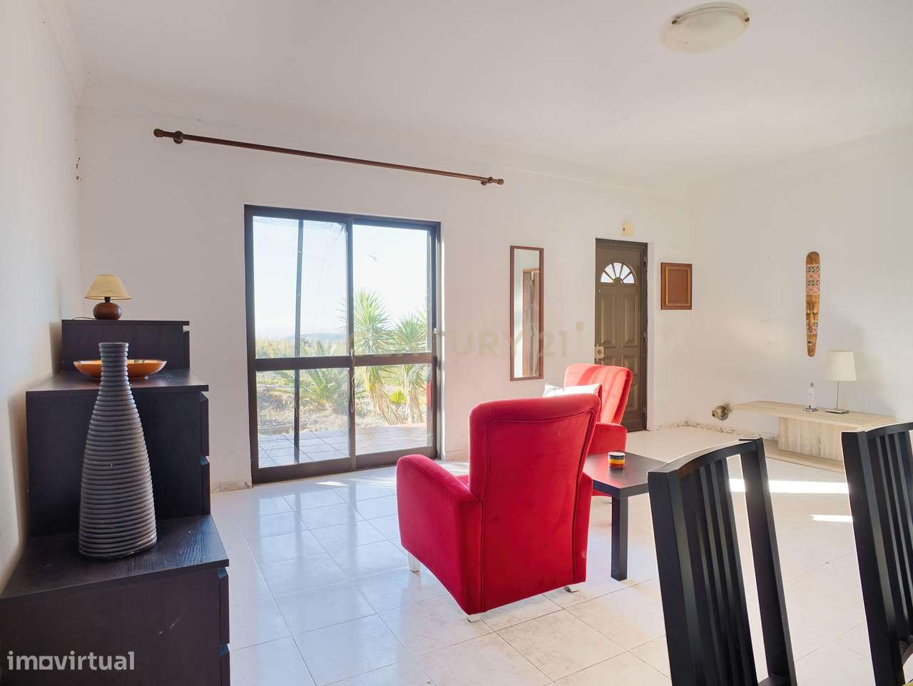 Casa com charme, vista mar e muito potencial-11