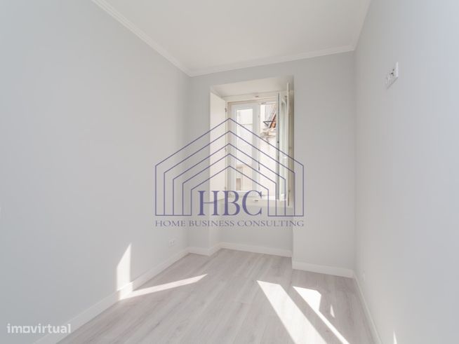 APARTAMENTO T2 RENOVADO, PRÓXIMO DO JARDIM DO PRÍNCIPE REAL-20