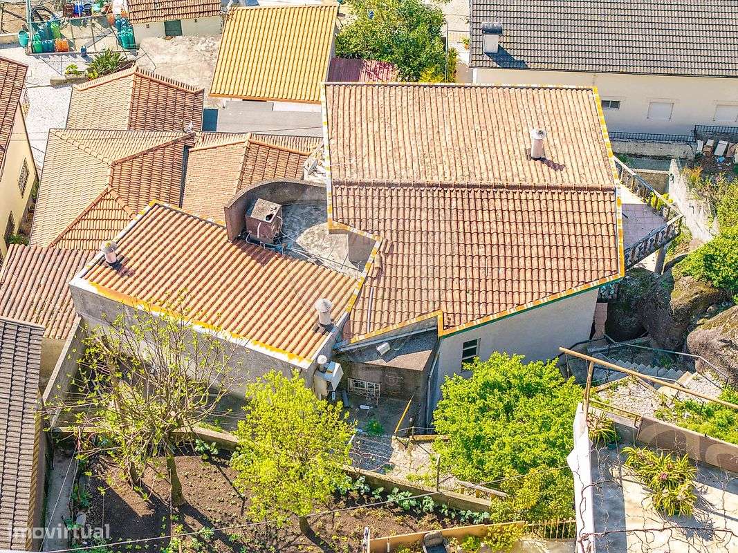 Moradia T4 para venda-18