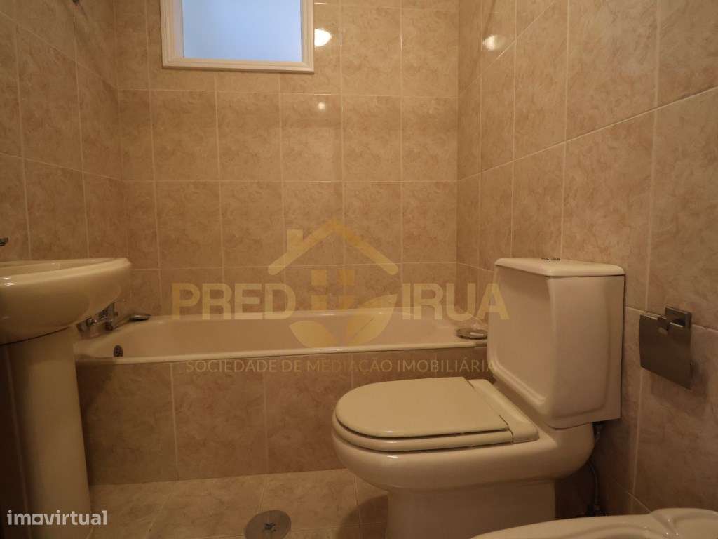 Fantástico T3 em Arcozelo com vistas de mar-9