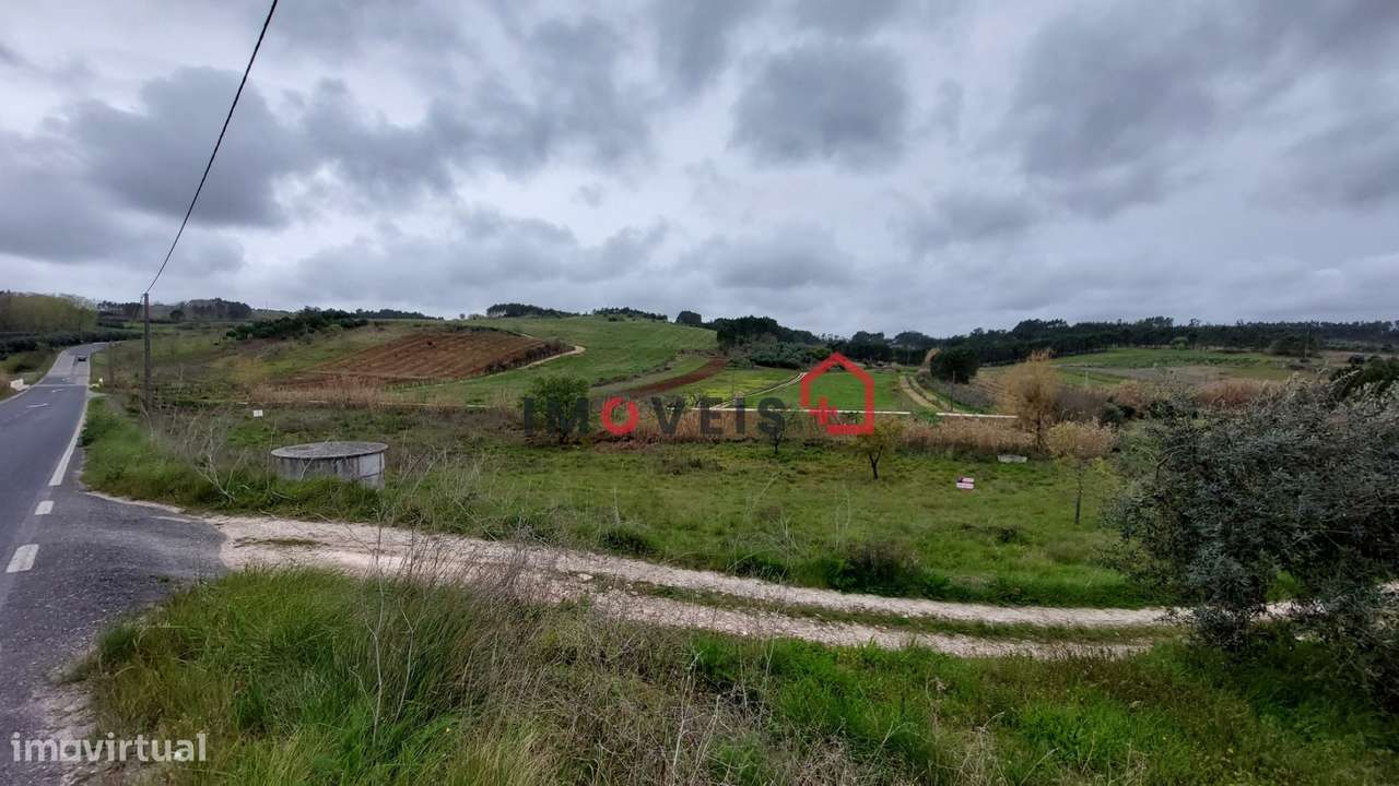 Terreno com 4.600m2 no Juncal - Grande imagem: 3/7