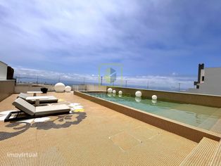 Moradia de Luxo - Grande imagem: 2/42