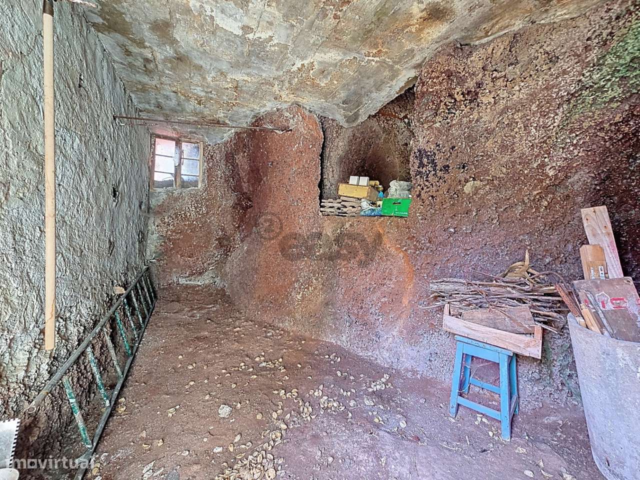 Moradia para Restaurar T1 Venda em Santa Cruz,Santa Cruz-17