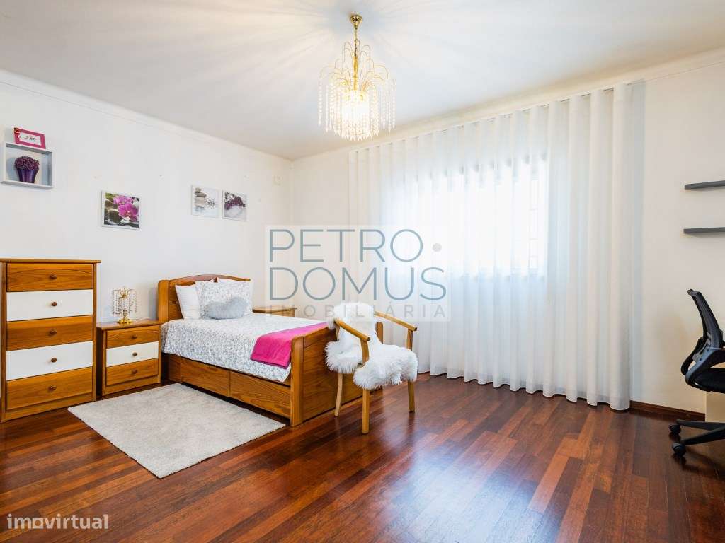 MORADIA UNIFAMILIAR TERREA T4+1, MACEIRA, LEIRIA-16