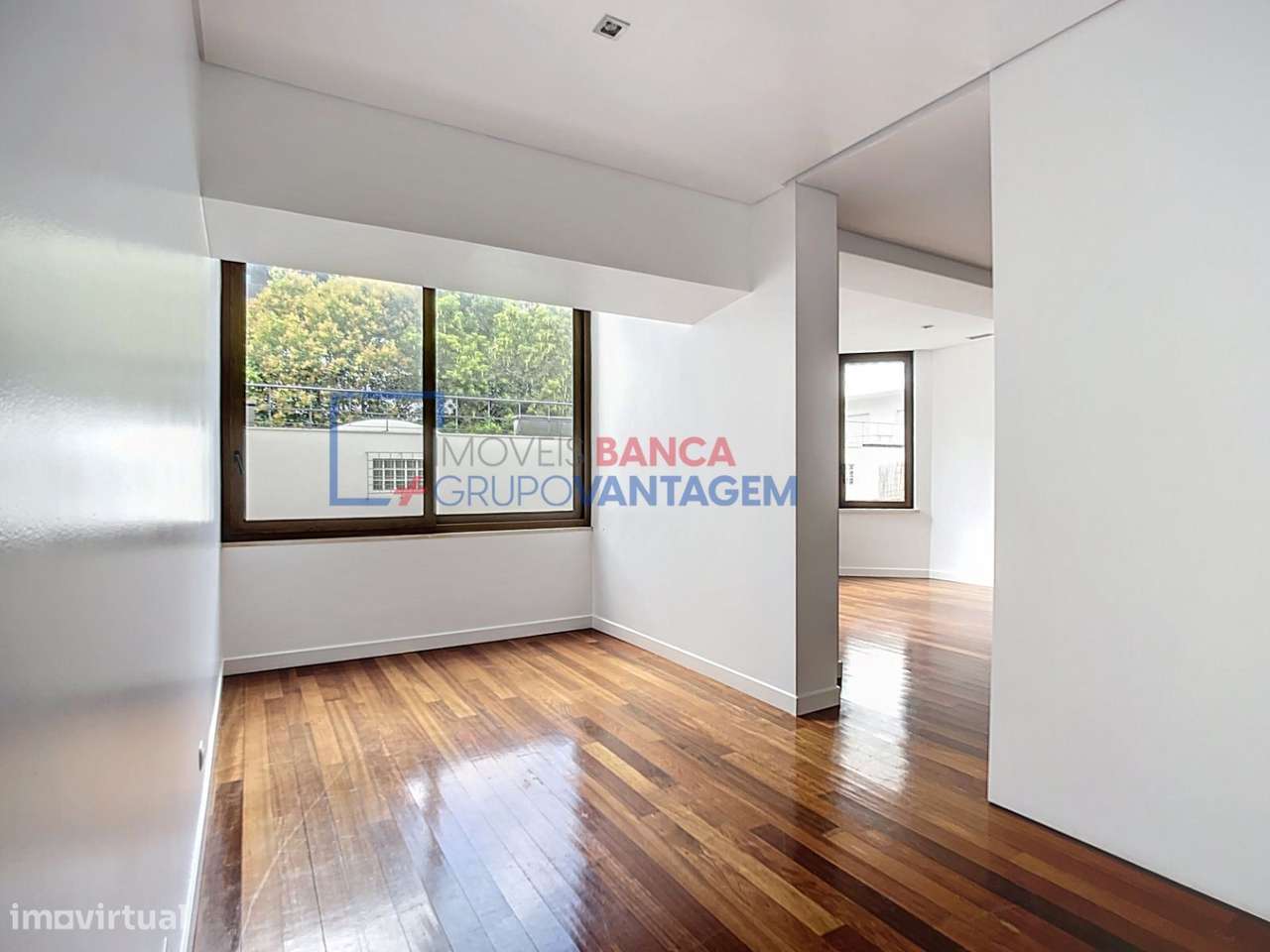 T4 AVENIDAS NOVAS - Grande imagem: 4/26