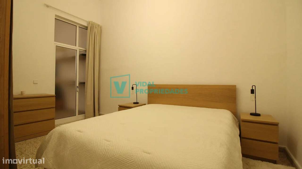 Moradia T7 com piscina e garagem em Loulé-22