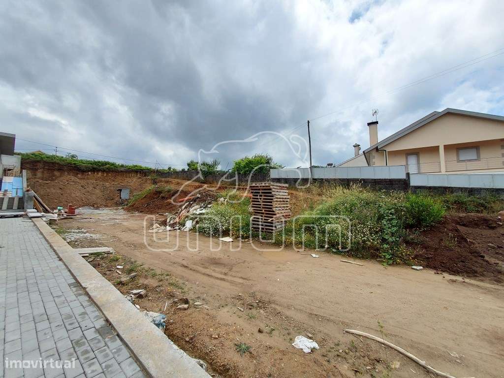 TERRENO - Freixo, Ponte de Lima - Grande imagem: 4/5