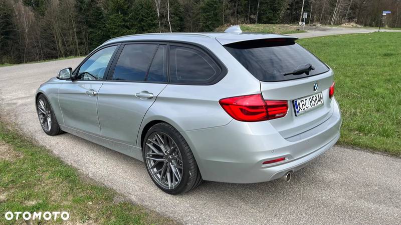 BMW Seria 3 318d Touring - 3