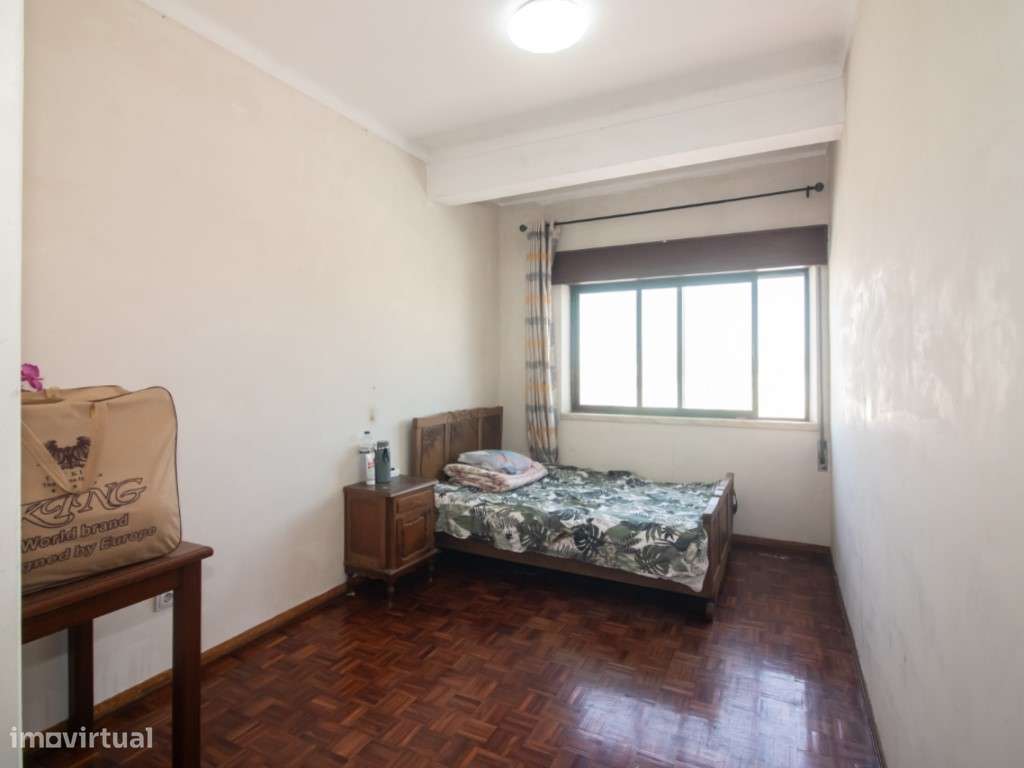 T3 para Remodelar no Centro de Samora Correia | Excelente Potencial-12