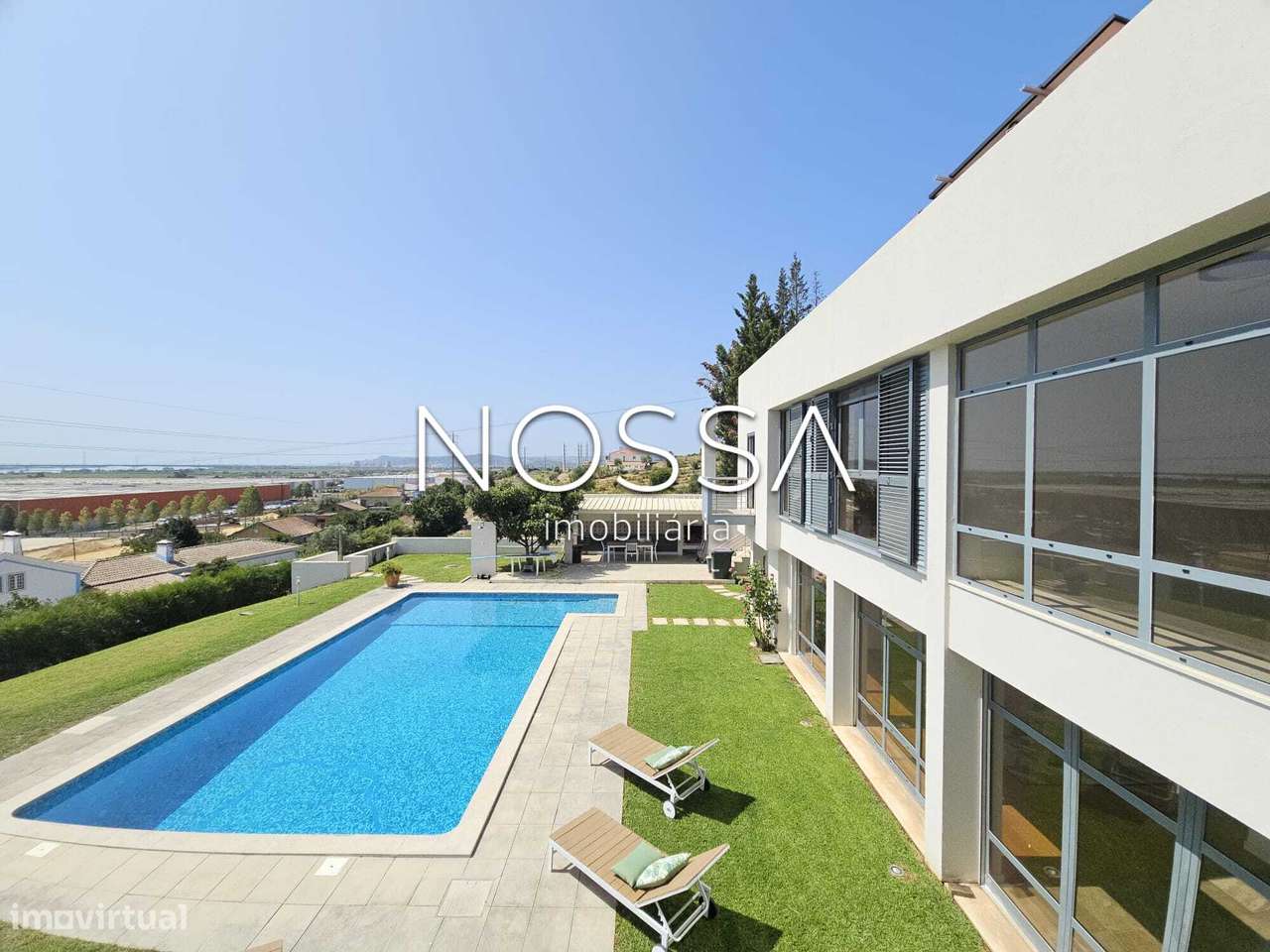 Moradia V4 na Tranquila Vila Nova Da Rainha - Grande imagem: 2/58