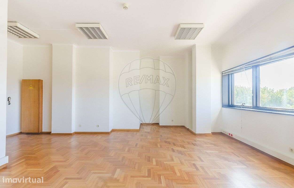 Escritório  para arrendamento - Grande imagem: 4/12